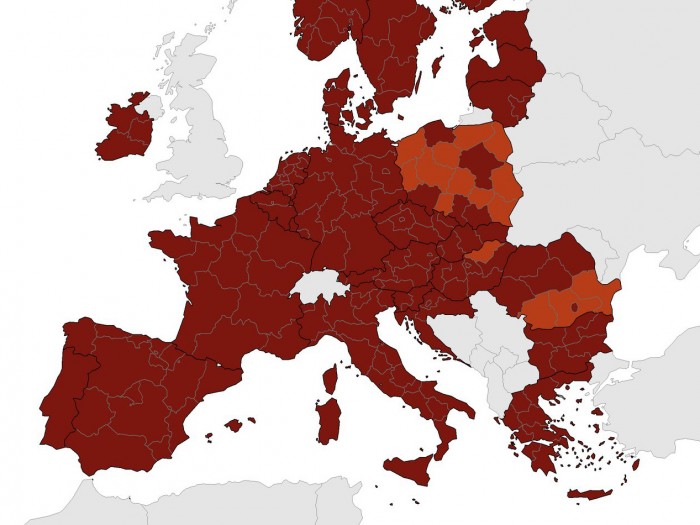 Σχεδόν όλη η Ευρώπη στο σκούρο κόκκινο στον επιδημιολογικό χάρτη του ECDC