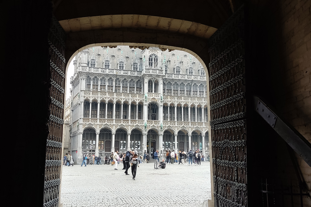 hoteldeville_door_portes_bxl